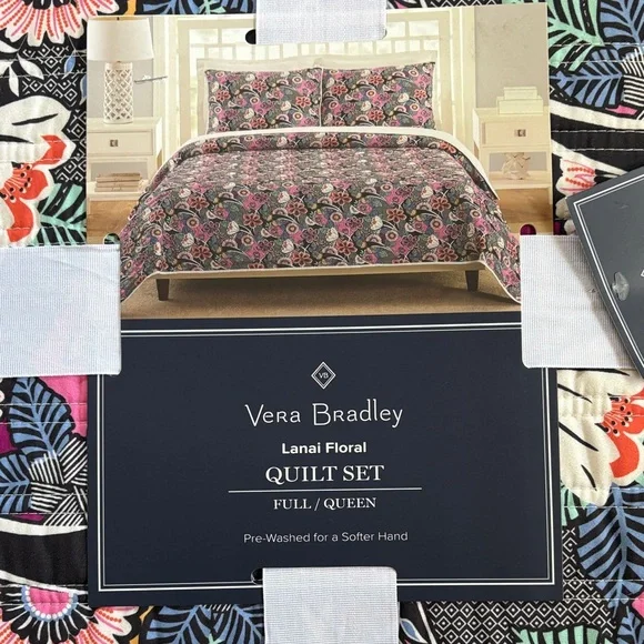 Vera Bradley Luna Floral Quilt Set - Pink and Black - Picture 2 of 4